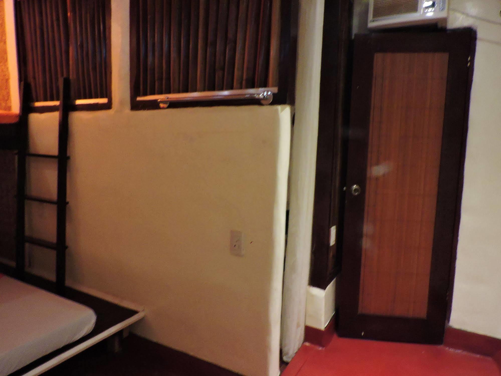 Orange Mangrove Pension House By Sms Hospitality Puerto Princesa Екстериор снимка